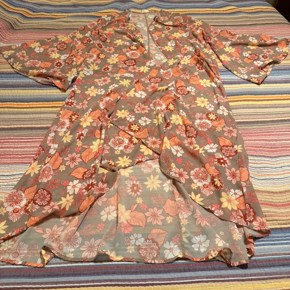 Altar'd State Women Floral Wrap Kimono Orange Yellow Bell‎ Sleeve High Low Small